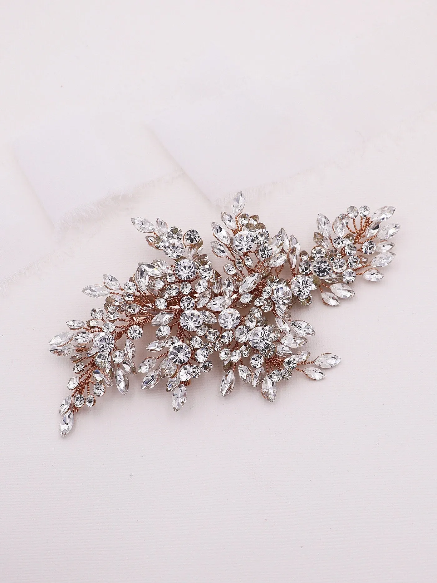 Aurora Crystal Clip
