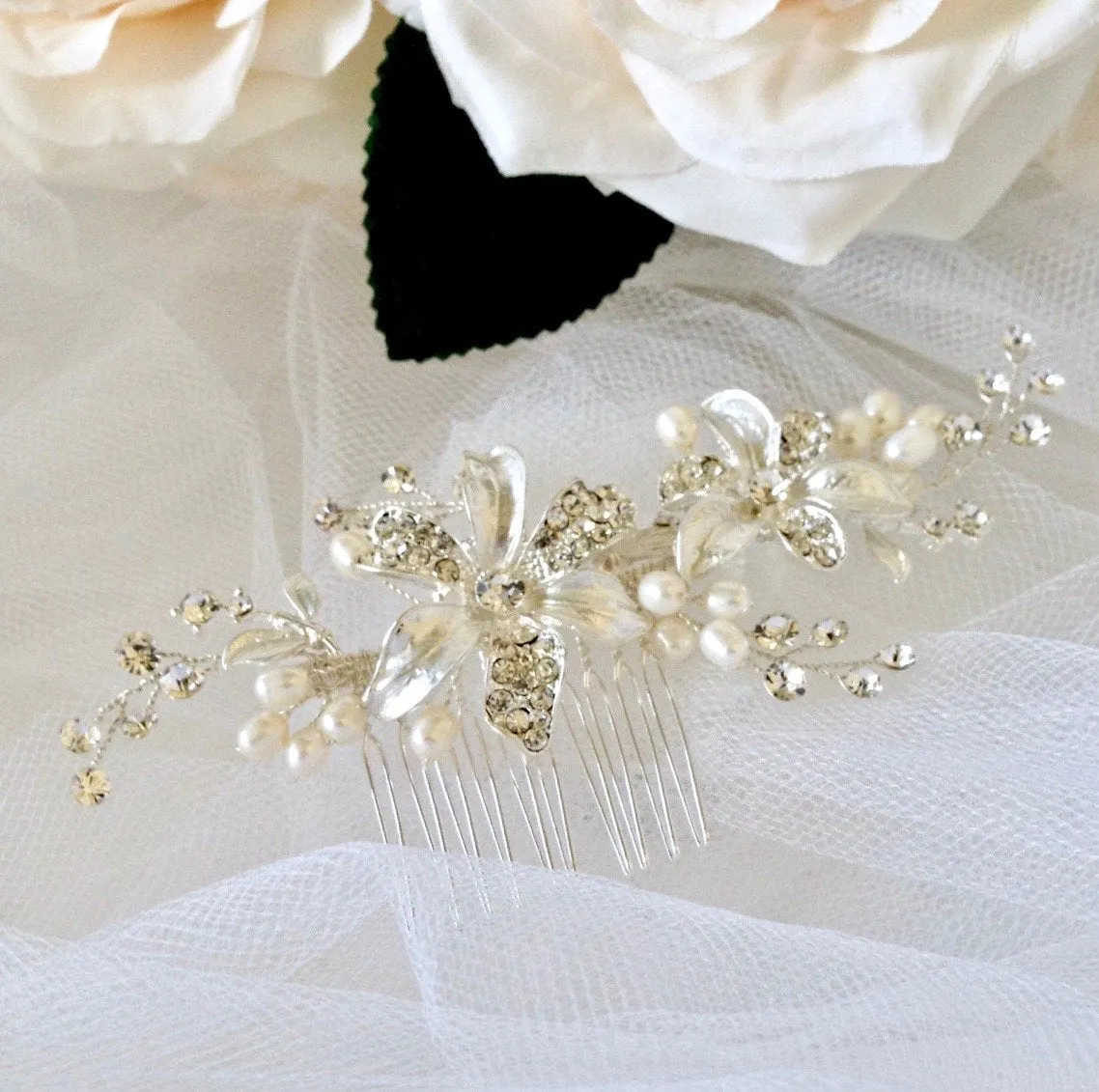 "Thea" - Pearl Bridal Hair Comb - Available in Silver and Rose Gold